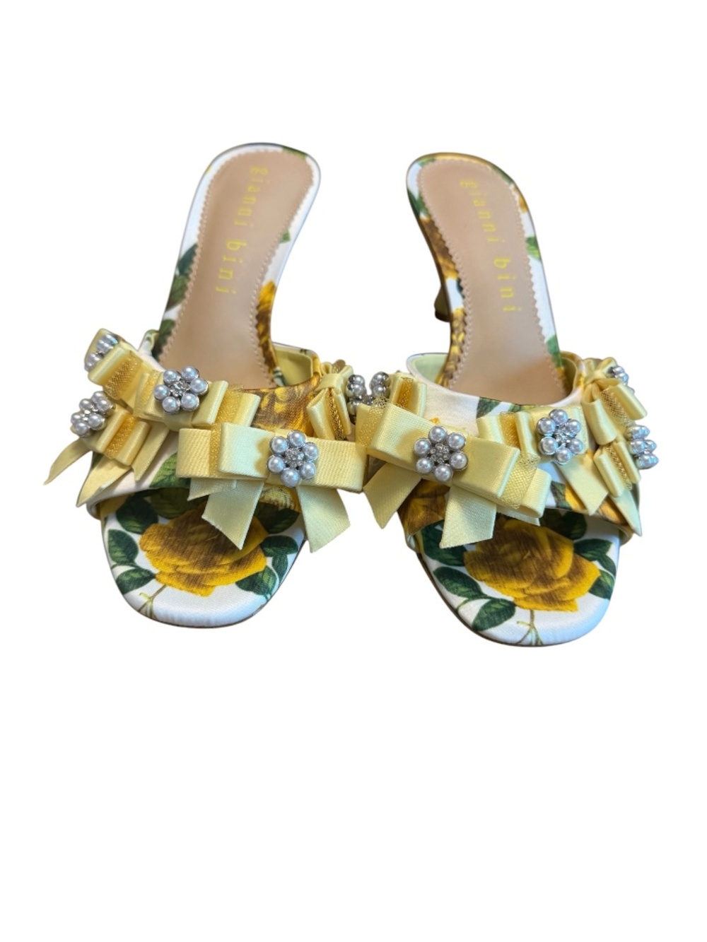 Gianni Bini Floral Bow Mule Heels Size 7.5 Yellow Rose Pearl Kitten Heel Sandals